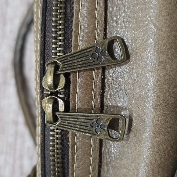 PATRICIA NASH 100% Genuine Italian Leather Tooled Shoulder Bag, Brown Green - Picture 8 of 16